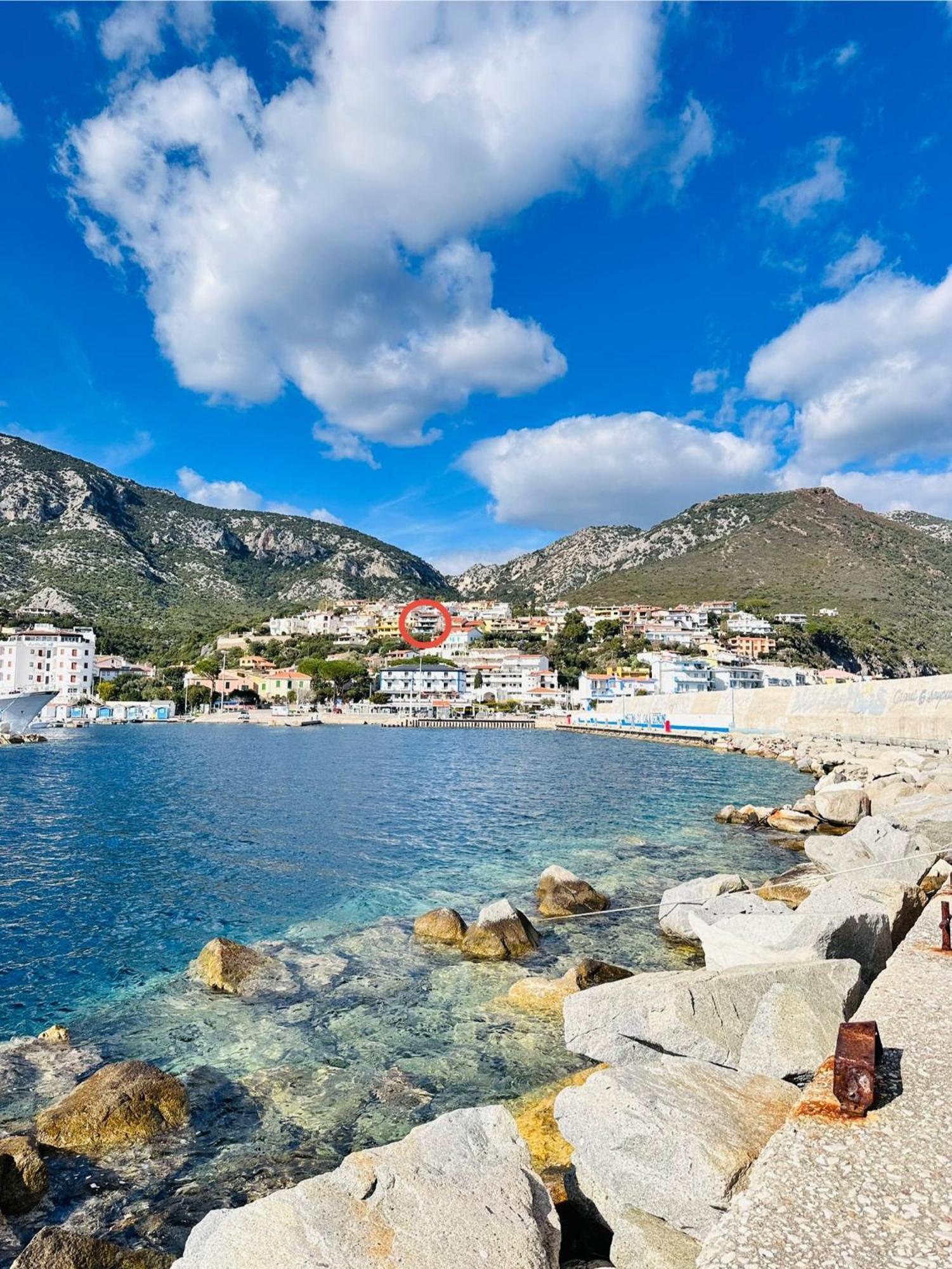 Апартаменты Cala Gonone House Экстерьер фото